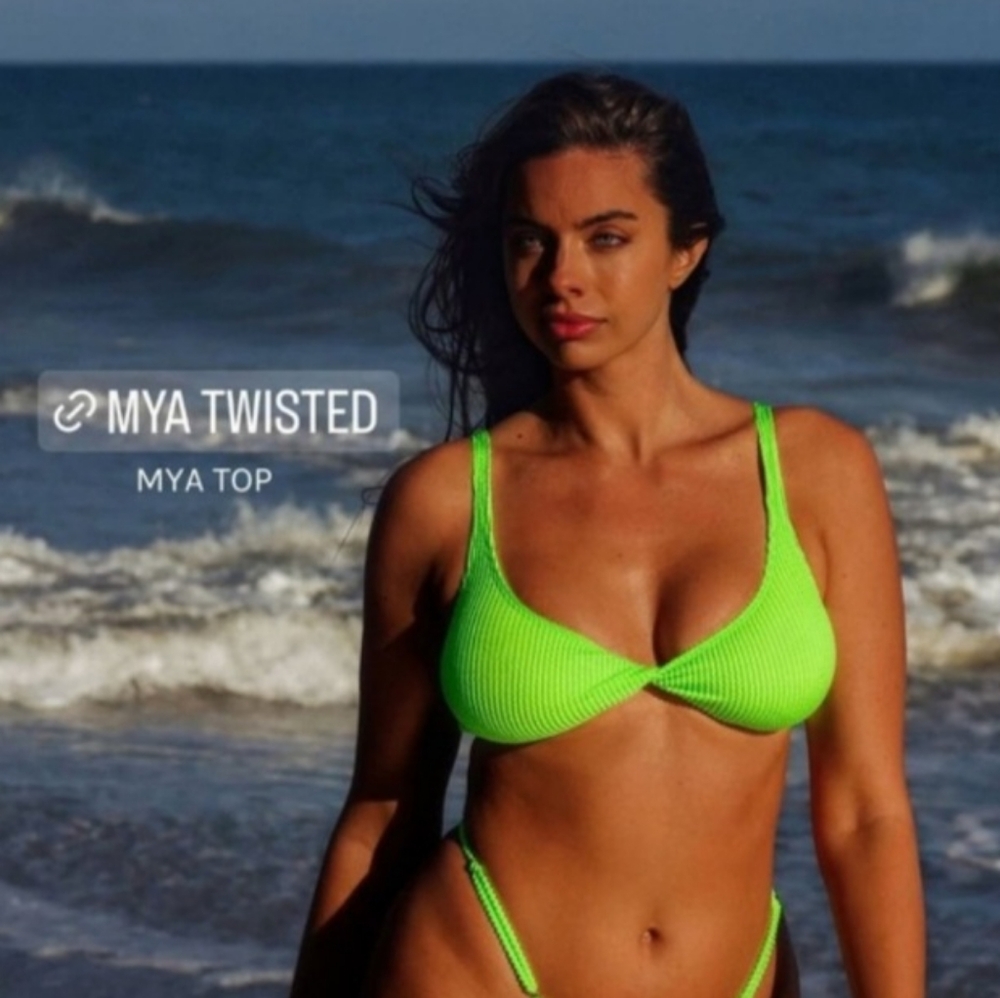 NWT Skatie 'Mya' ribbed/stretchy bikini top size XS, Corona - Picture 3 of 16
